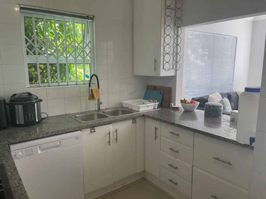 To Let 3 Bedroom Property for Rent in Summerstrand Eastern Cape